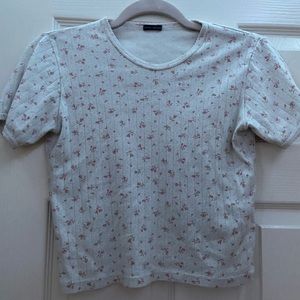 Brandy Melville T-shirt